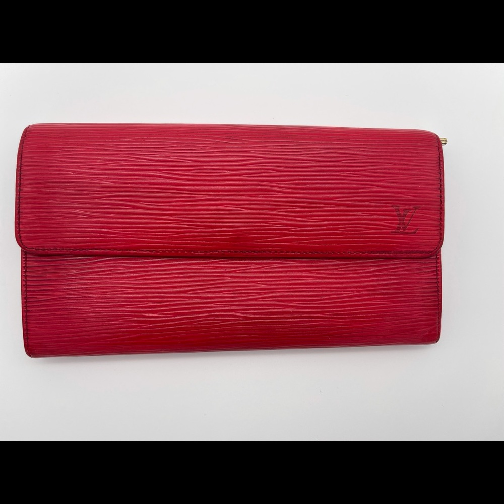 Lv epi red wallet
